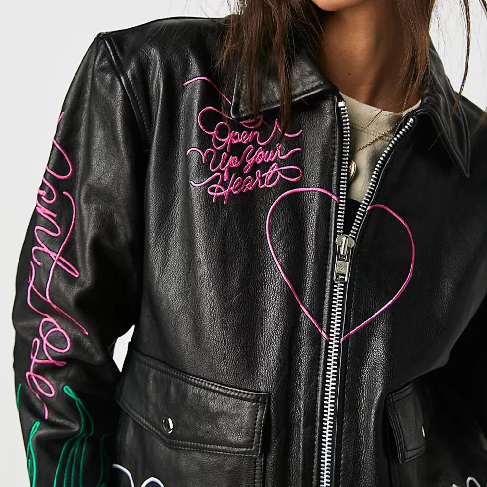 UNDERSTATED LEATHER Jacket with Pink Heart Embroidery “WONT BACK DOWN”🥷🤍 - Picture 5 of 10